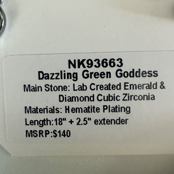 BP May 2025 Dazzling Green Goddess Necklace- NK93663 - Picture 4 of 4